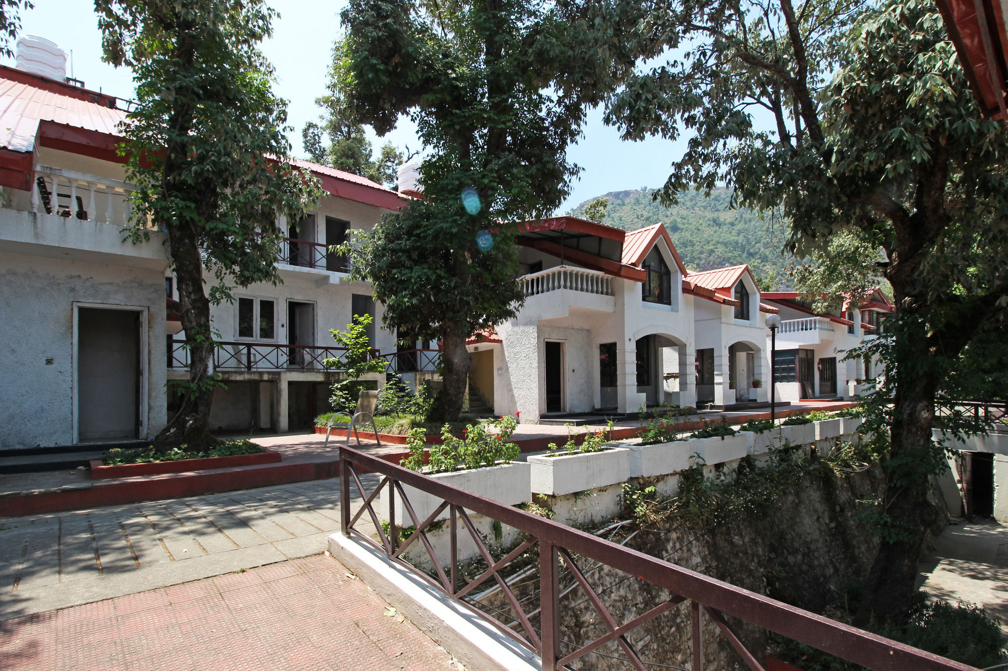 Oyo 5248 Surbee Resorts Mussoorie Esterno foto