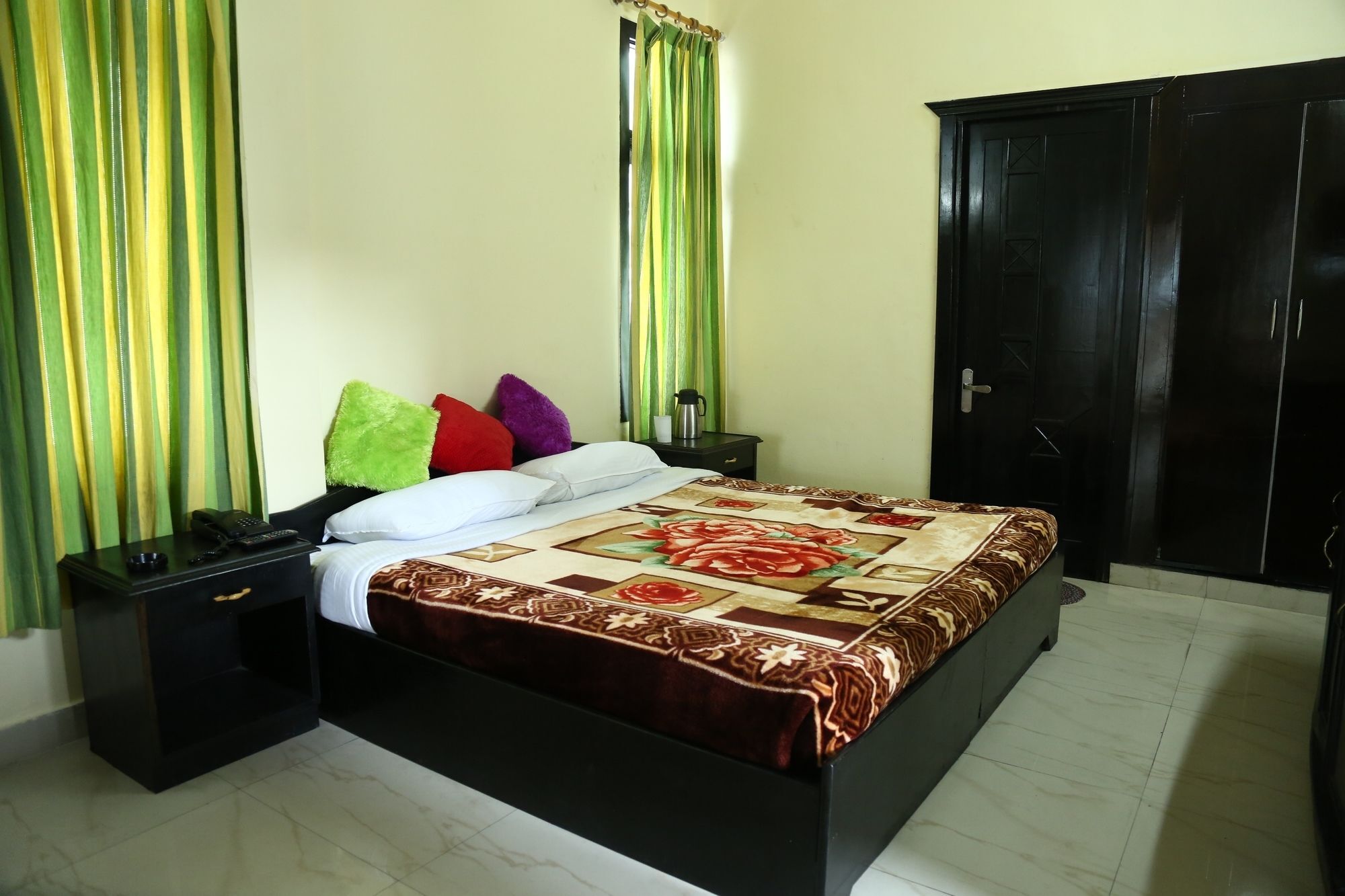 Oyo 5248 Surbee Resorts Mussoorie Esterno foto